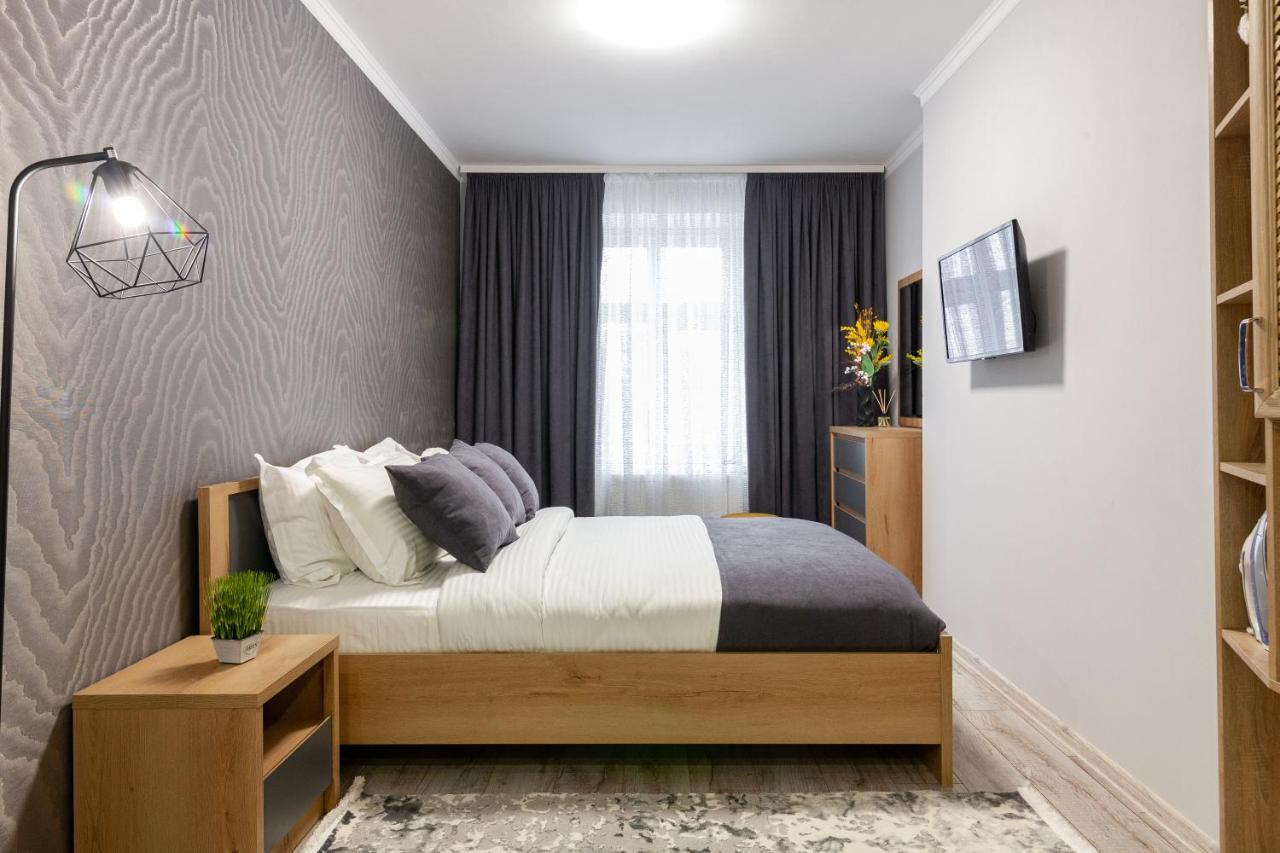 Alfa Apartments Kniazia Leva 2 إلفيف المظهر الخارجي الصورة
