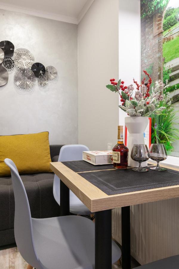 Alfa Apartments Kniazia Leva 2 إلفيف المظهر الخارجي الصورة