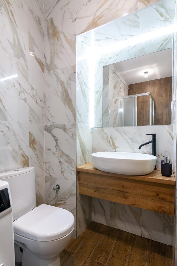 Alfa Apartments Kniazia Leva 2 إلفيف المظهر الخارجي الصورة